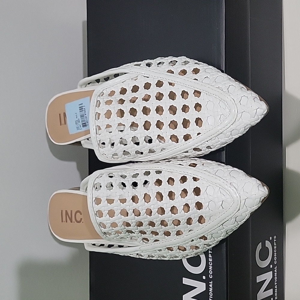 Inc International Concepts Mules white woven 7M pointed toes